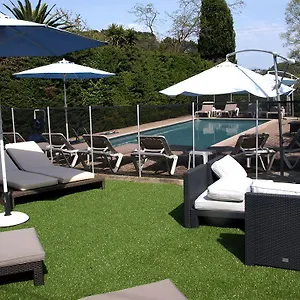 3* Hotel Cayrons & St Paul De